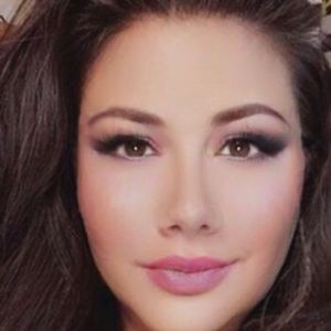 Meet your Posher, Brandi